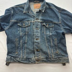 Vintage Levi's Classic Blue Denim Jacket 70507-4890